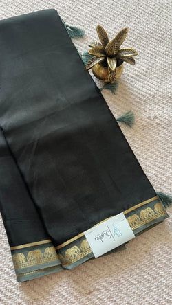 Colours – BLACK
