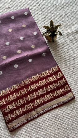 Colours – LAVENDER WITH MAROON