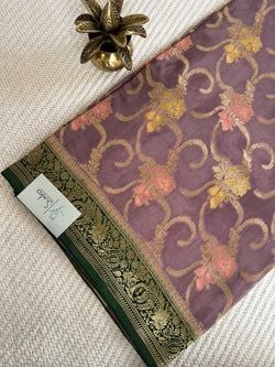 LAVENDER WITH BOTTLEGREEN