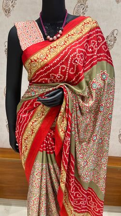 Colours – MEHENDIGREEN WITH RED