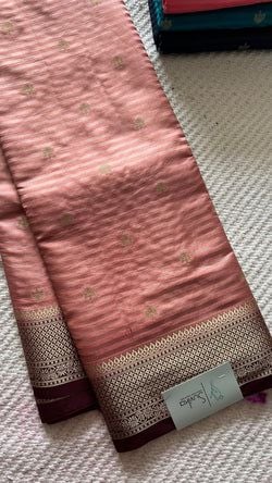 Colours – PEACH WITH WINE