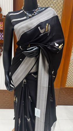 Colours – BLACK