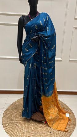 Colours – RAMABLUE WITH MUSTARD