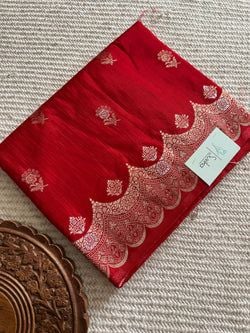 Colours – RED