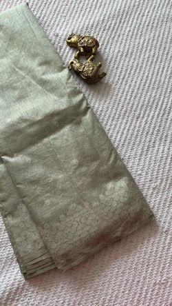 Colours – GREY