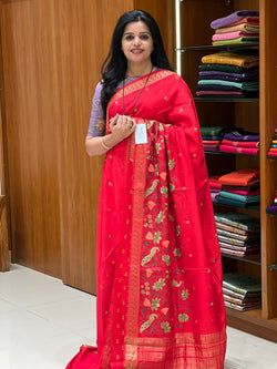 Colours – RED