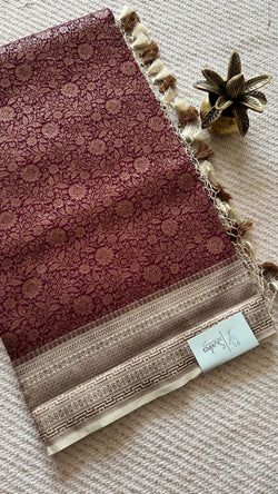 Colours – WINE WITH OFFWHITE