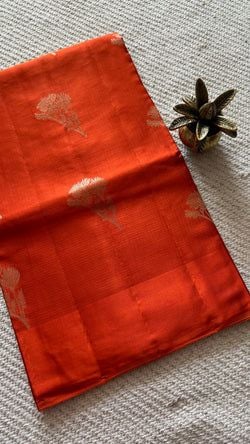 Colours – RUSTORANGE