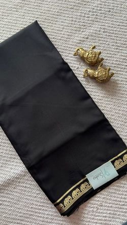Colours – BLACK