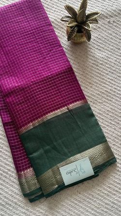 Colours – MAGENTA WITH GREEN