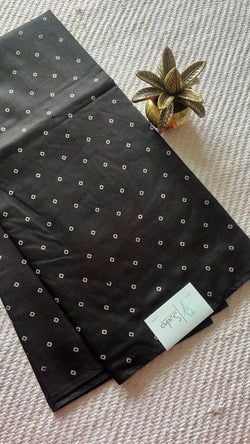Colours – BLACK