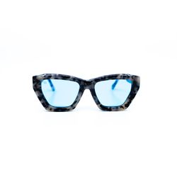 Color – Cream Light Blue