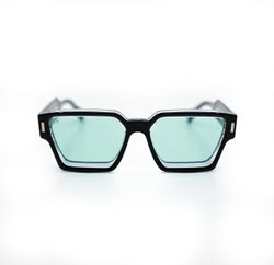 Color – Black Aqua