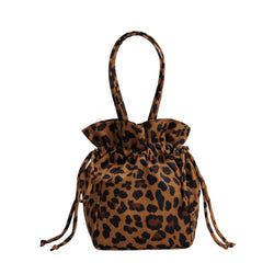 COLOUR – Leopard