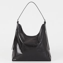 COLOUR – Black