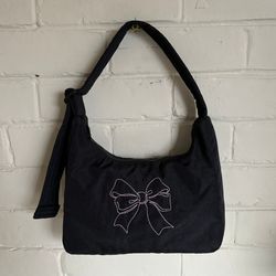 CUSTOM – Black/Outline Pink Bow
