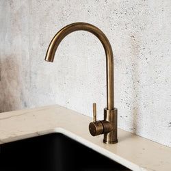 Finish – Antique Brass