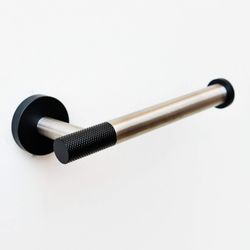 Finish – Brushed Stainless & Matt Black