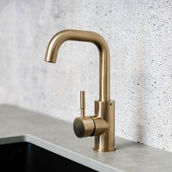 Finish – Brushed Brass