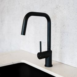 Finish – Matt Black