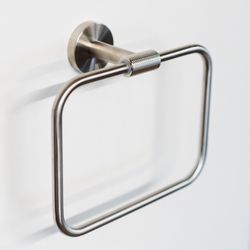 Finish – Brushed Stainless