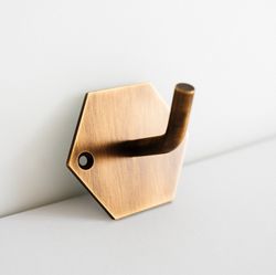 Finish – Antique Brass