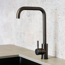 Finish – Gun Metal