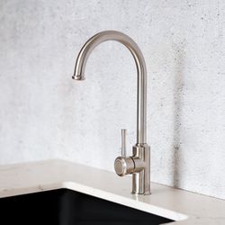 Finish – Brushed Stainless