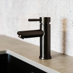 Finish – Gun Metal