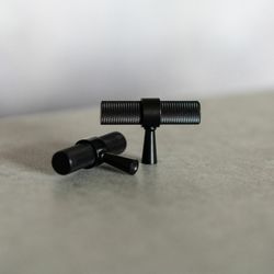 Finish – Black