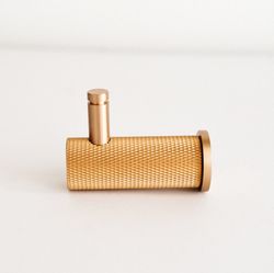 Finish – Brushed Brass