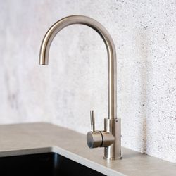 Finish – Brushed Stainless