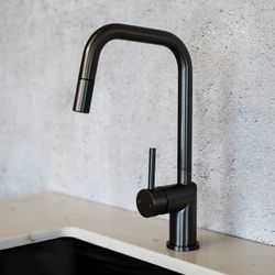 Finish – Gun Metal