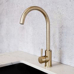Finish – Champagne Gold
