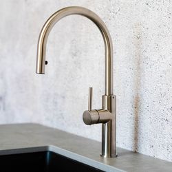 Finish – Brushed Stainless