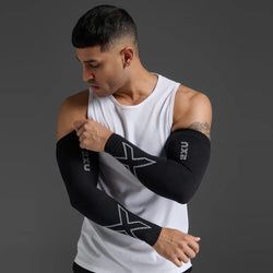 Colour – Black / Grey