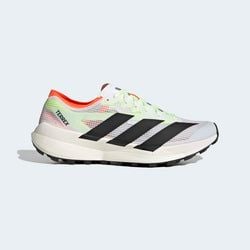 Colour – Cloud White / Core Black / Semi Impact Orange
