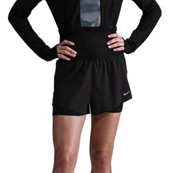 Colour – Black / Reflective Silver