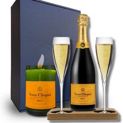 Related Selections – Veuve Hamper + Candle