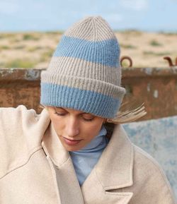 BB391R – Natural Stone/Dusty Blue