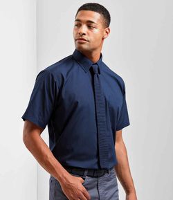 Colour – Navy