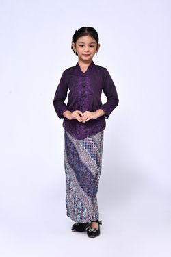 Color – DARK PURPLE