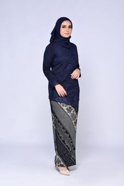 Color – NAVY BLUE