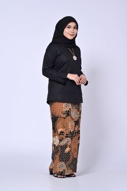 Color – BLACK