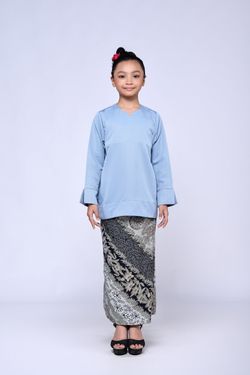 Color – ASH BLUE