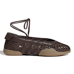 Style – Brown