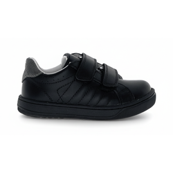 Style – Black