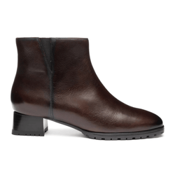 Style – BROWN