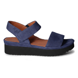 Style – Navy