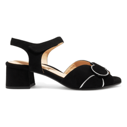 Style – Black
